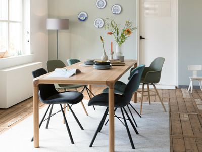 Wybieramy stół do jadalni