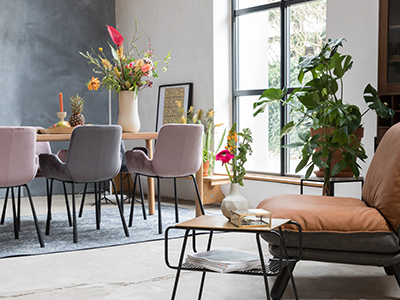 Wybieramy stół do salonu