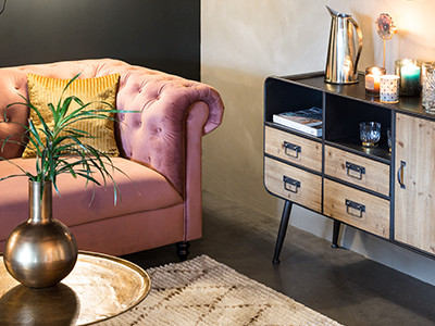 Welurowe sofy z osobowością