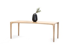 Szyszka Design :: Tisch aus Holz Hoya 90x200cm braun