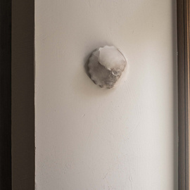 Embassy Interiors :: Lampa ścienna / Kinkiet Elektra alabaster śr. 15 cm biała