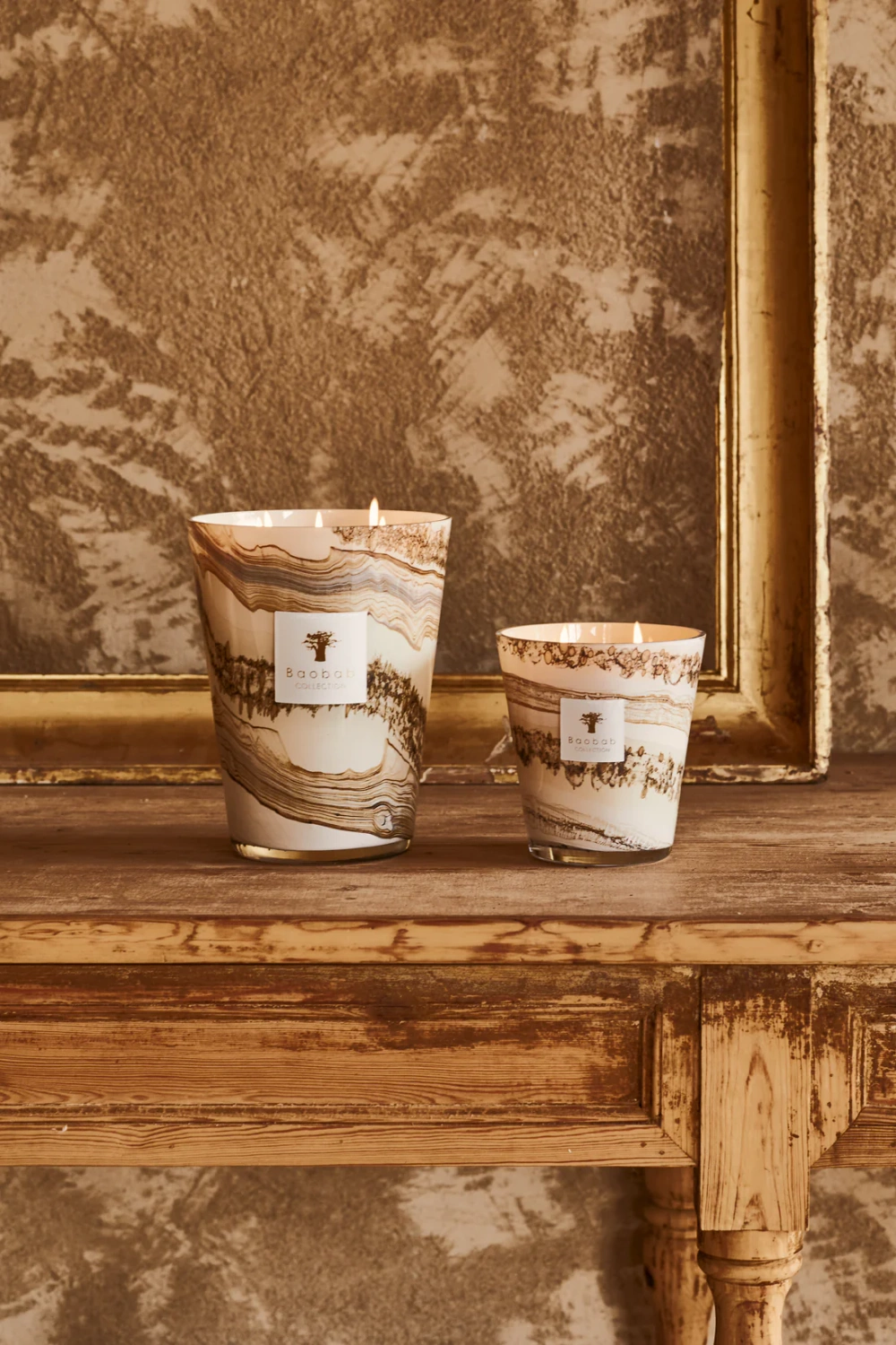 Baobab :: Świeca zapachowa Sand Siloil cedr / fasola Tonka / zielona cytryna