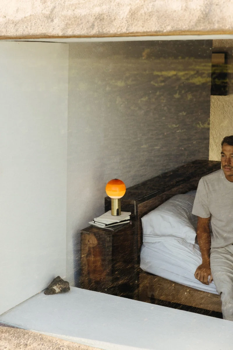 Marset :: Dipping table lamp, height 22.2 cm, amber and brass, wireless