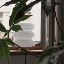 Embassy Interiors :: Glass table lamp Bibe white H: 29,5 cm