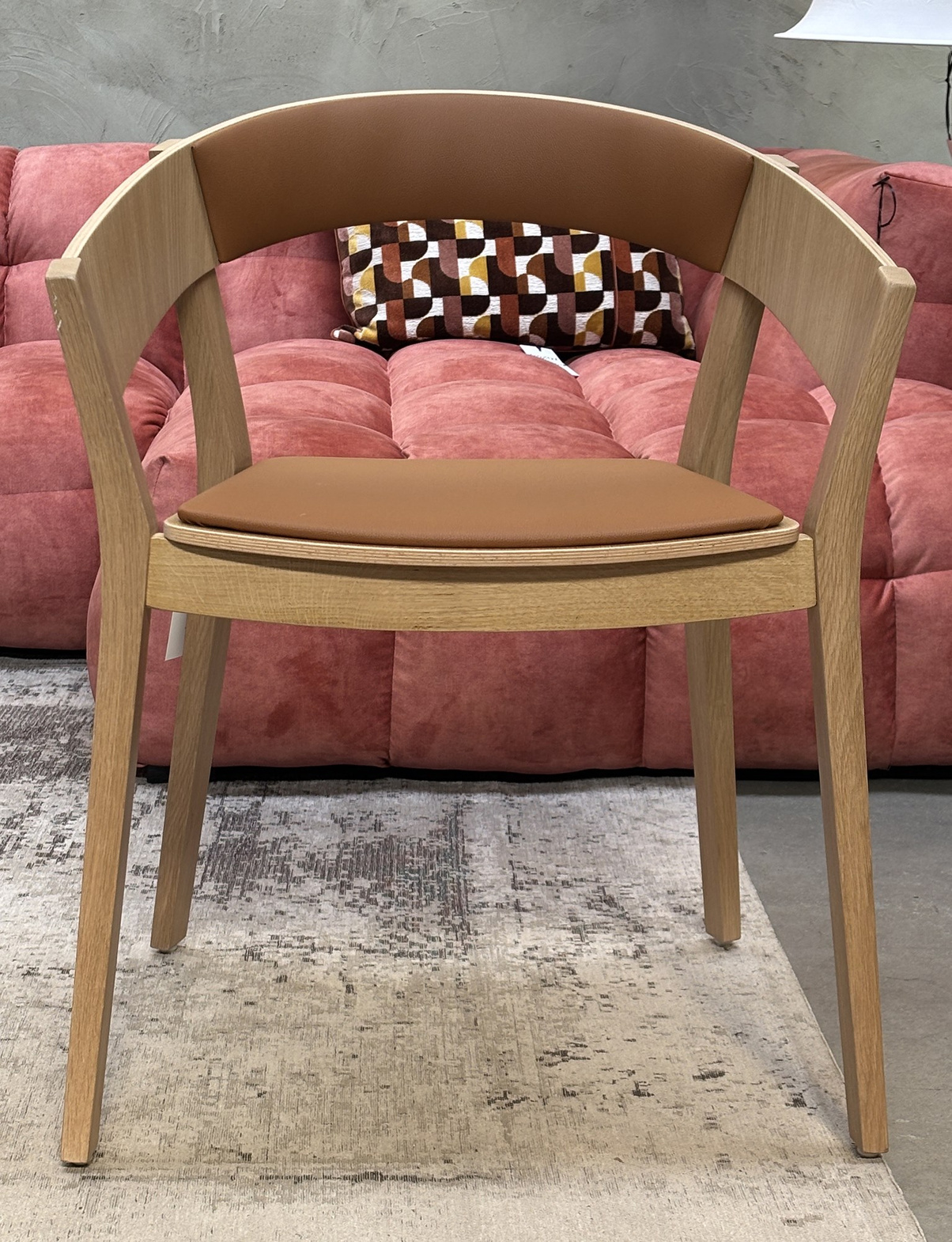 Paged :: Archer B-4801 chair, width 61 cm, oak, with armrests