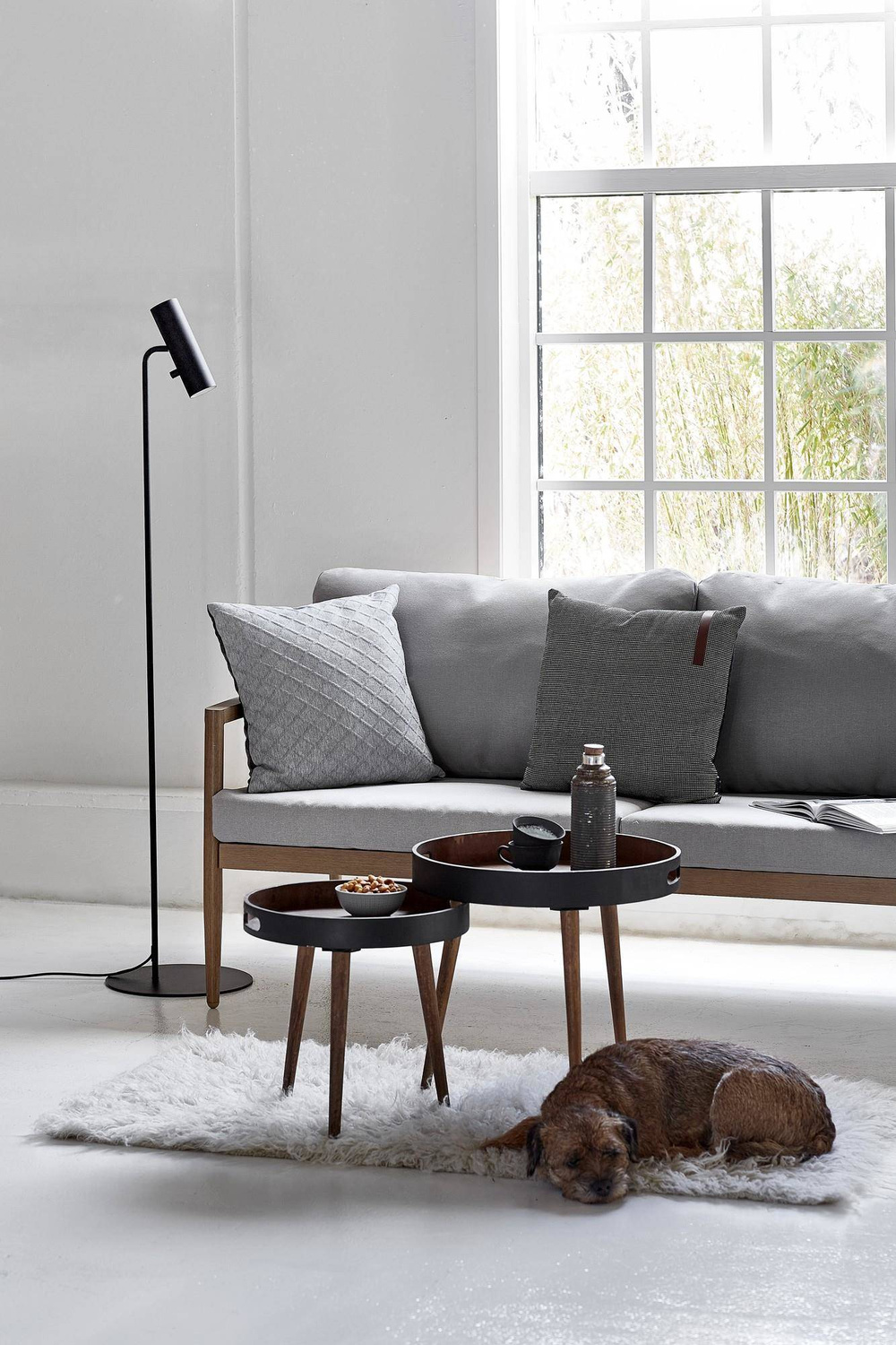 Design For the People :: MIB floor lamp black, height 141 cm