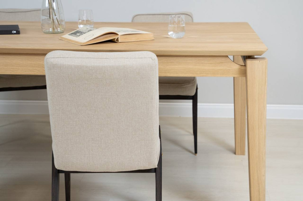 Selfia :: Chamfer oak wooden table - also available as an extendable version