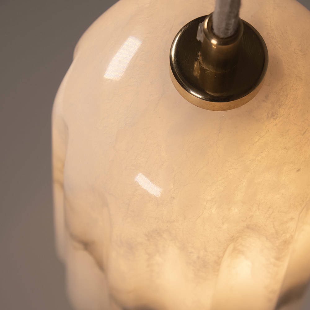 Embassy Interiors :: Urania Alabaster Pendelleuchte, Durchmesser 9,5 cm