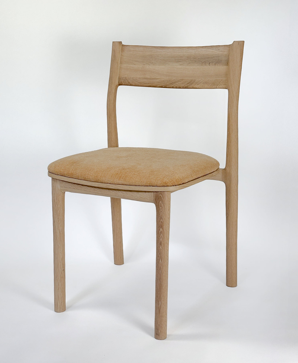 Szyszka Design :: Vilo upholstered chair, orange fabric / natural oak