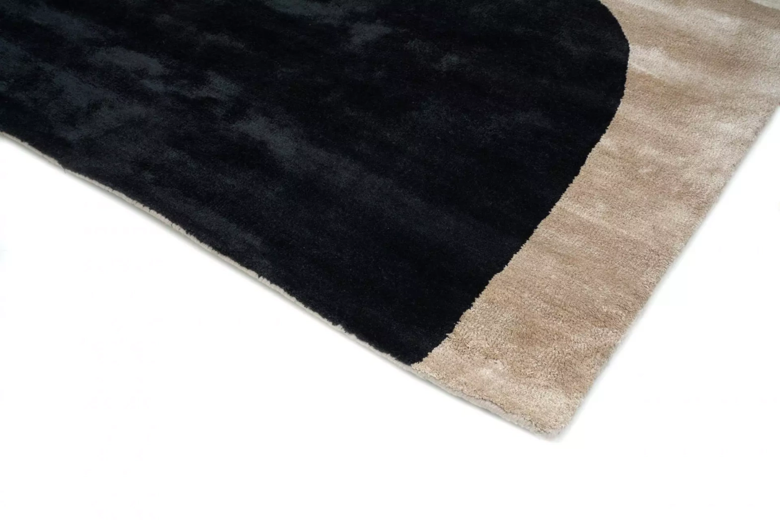 Carpet Decor :: Jazz beige and black handmade carpet