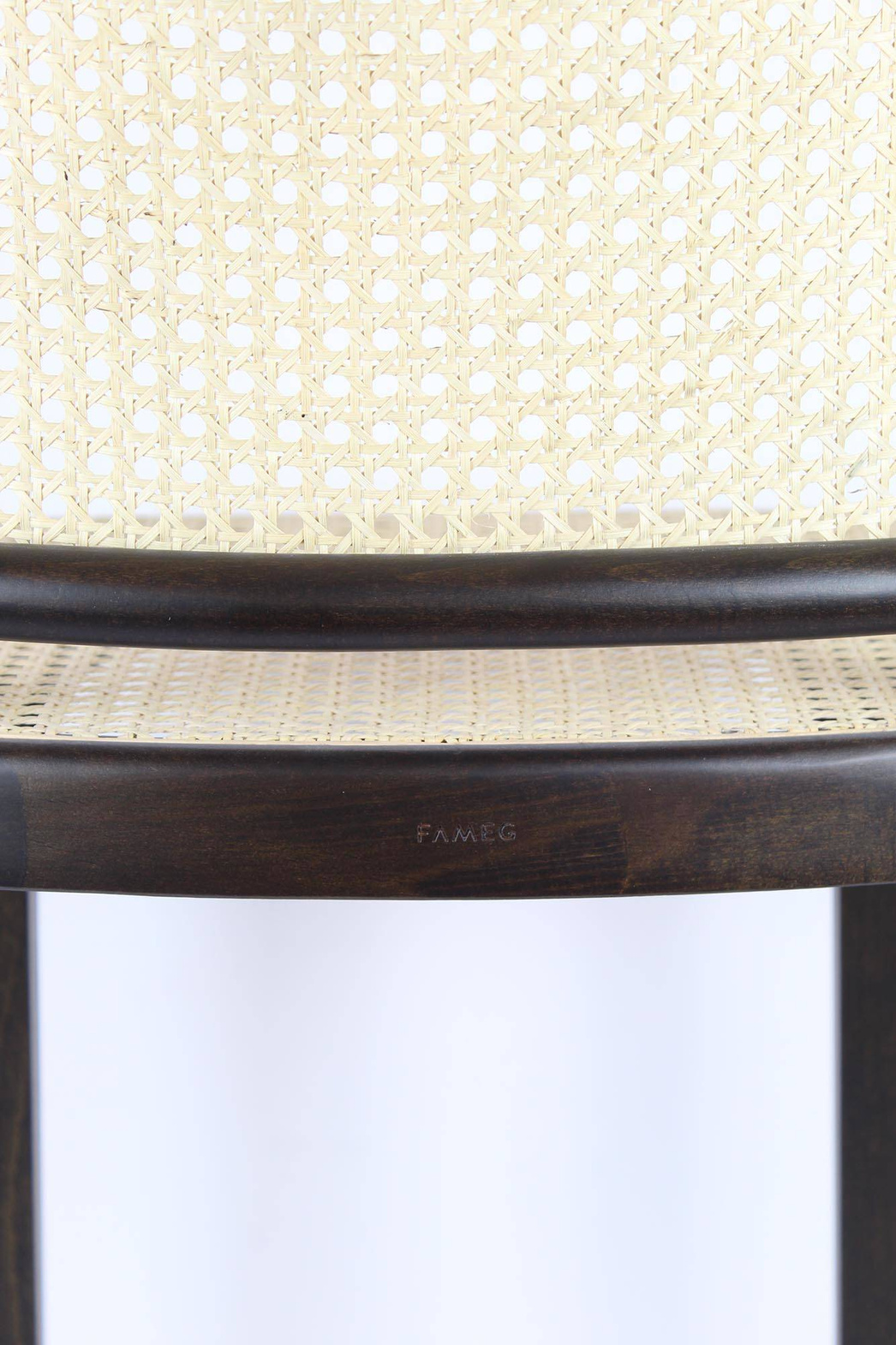 Fameg :: Wooden chair A-811