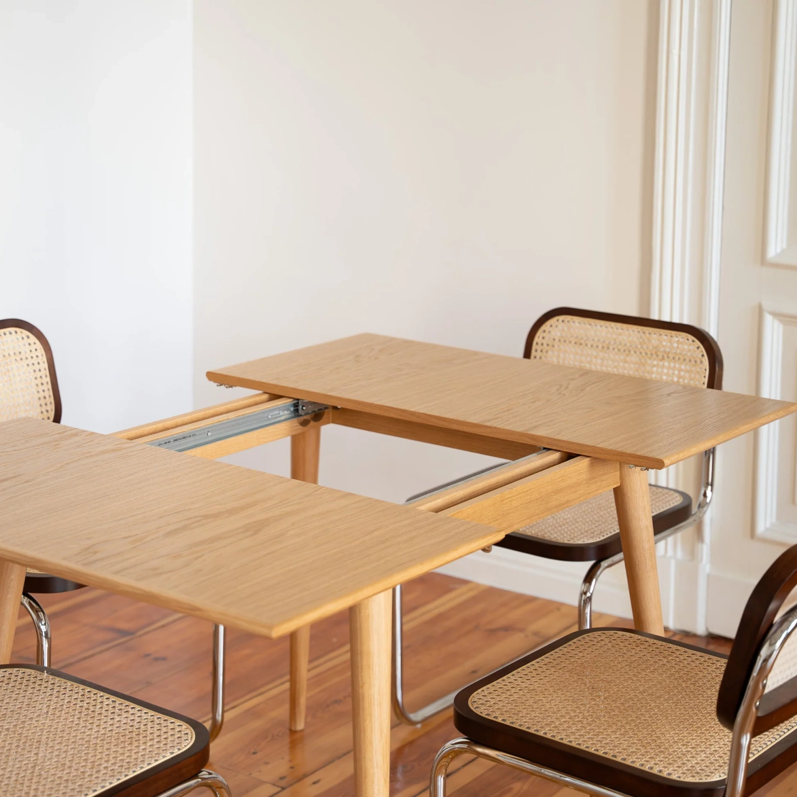 Pastform Furniture :: Stół rozkładany drewniany Dani kolor do wyboru