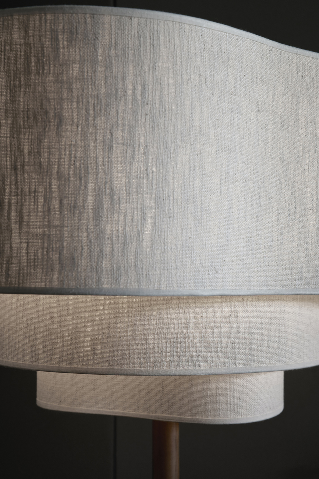 Market Set :: Pebble floor lamp, height 174 cm, cream