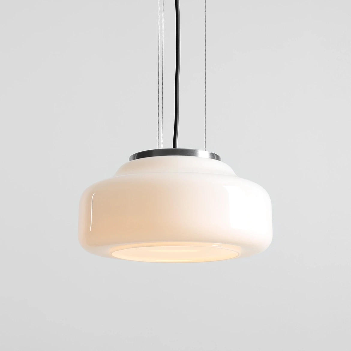 Artera :: Lampa wisząca Bonbon 2.0 Almond rozm. M śr. 25 cm biała