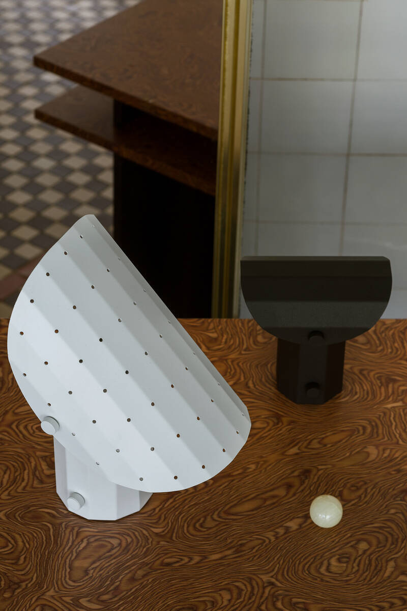 Kaspa :: Tragbare Lampe Apolin, Höhe 18 cm, schwarz