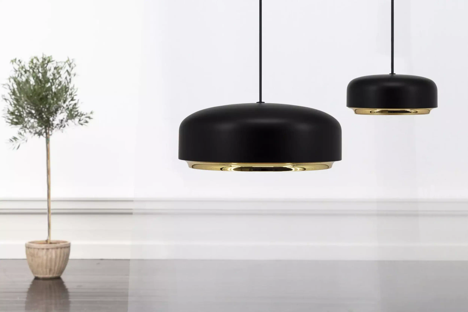 Umage :: Hazel Hängeleuchte, mattschwarz, mittel, Durchmesser 40 cm