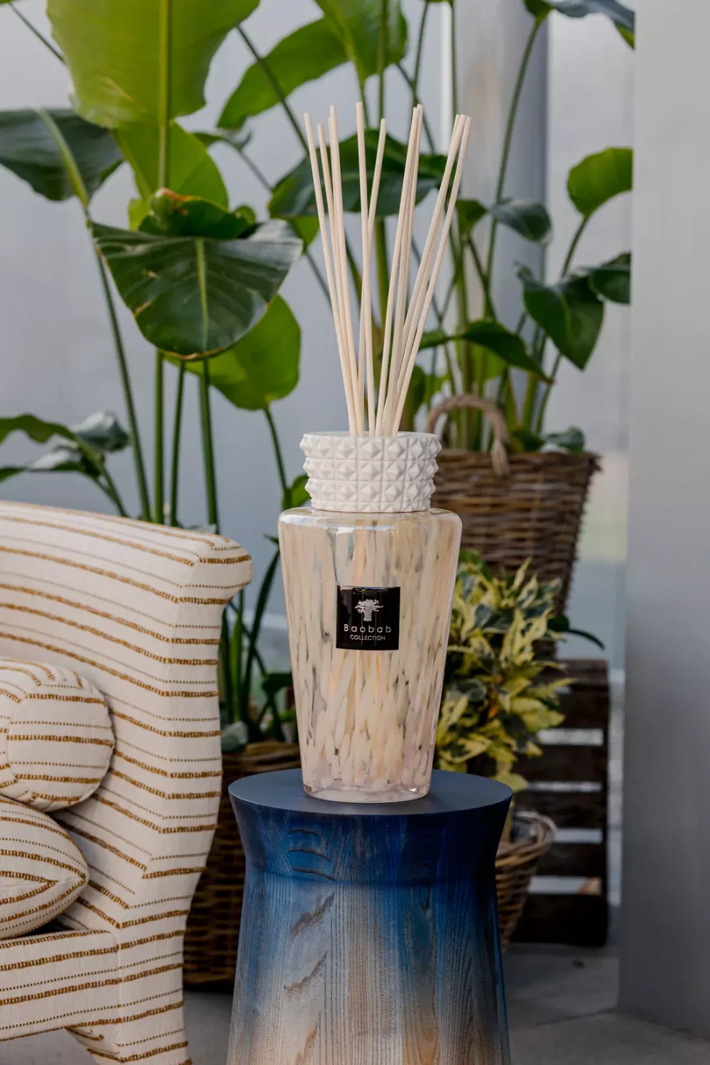 Baobab :: Luksusowy Totem zapachowy White Pearls orchidea / frezja / piżmo