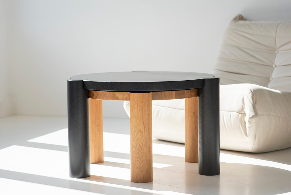 Szyszka Design :: Stolik dębowy Trika śr. 70 cm / wys. 45 cm czarny