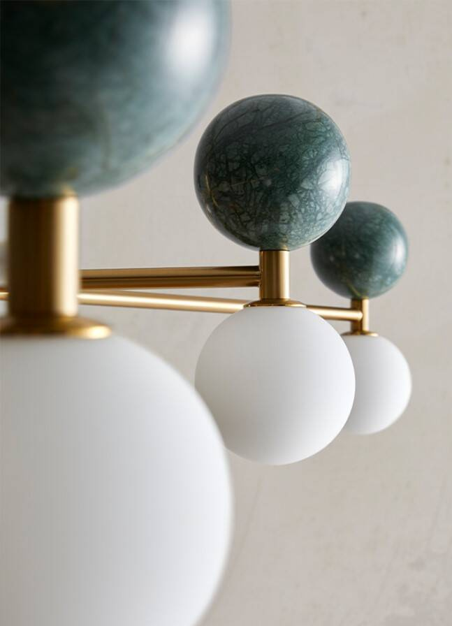 Aromas :: Dalt pendant lamp white marble / gold metal diameter 120 cm