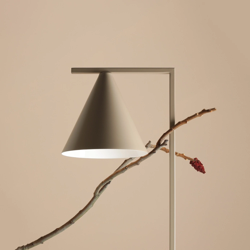 Artera :: Lampa podłogowa Form wys. 164 cm beżowa
