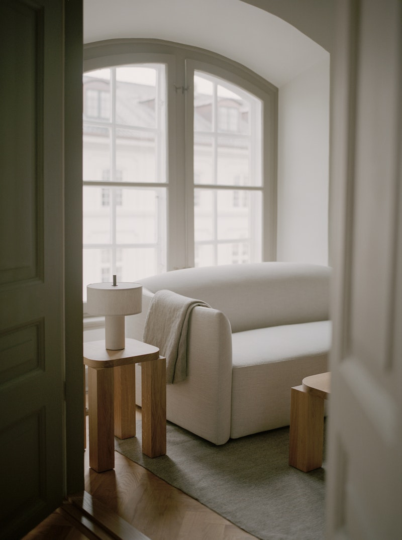 New Works :: Margin table lamp beige height 31 cm