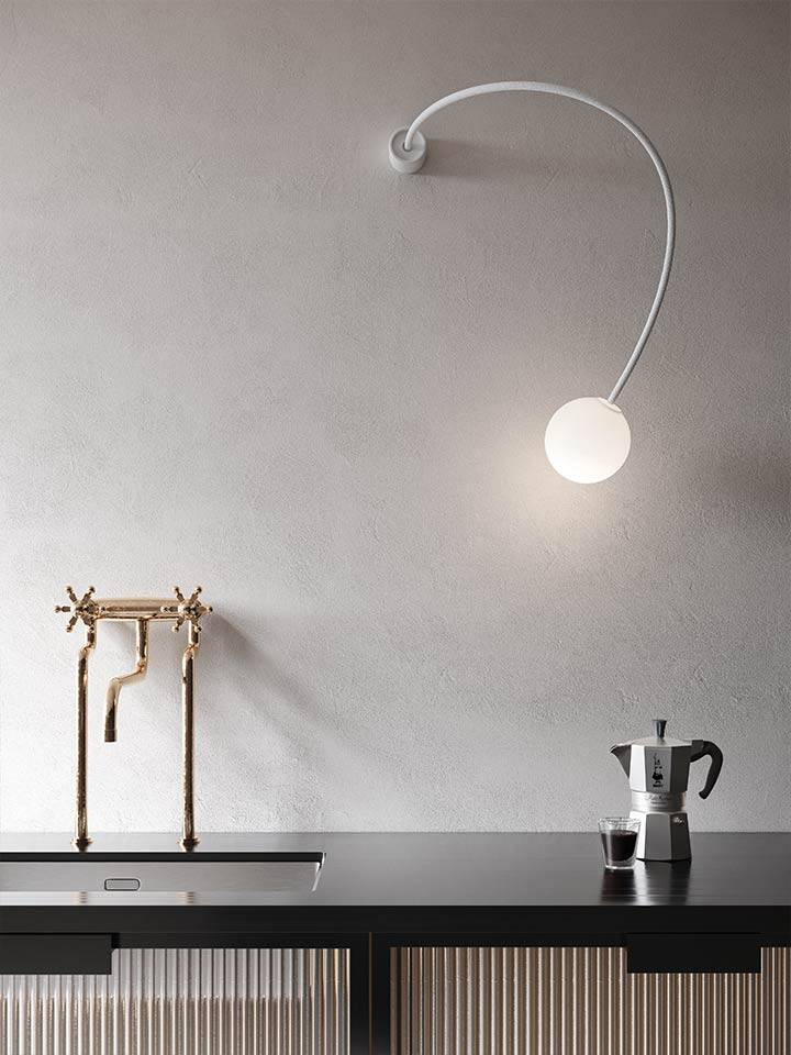 Karman :: Lampa ścienna / kinkiet Moony śr. 15 cm biała