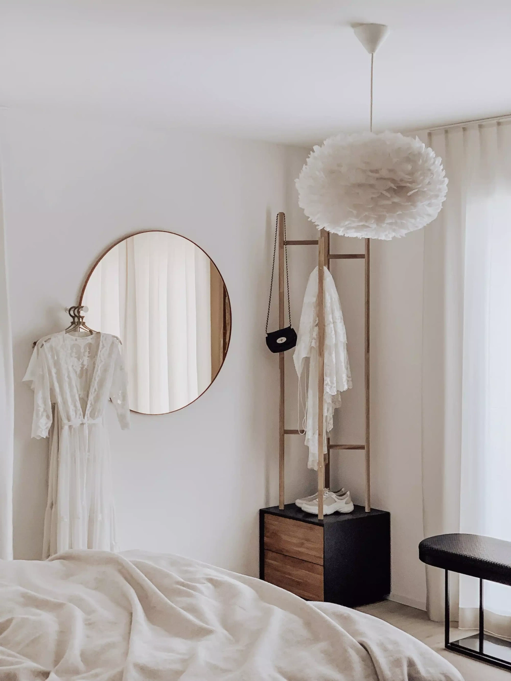 Umage :: Eos X-large white hanging lamp, diameter 75 cm