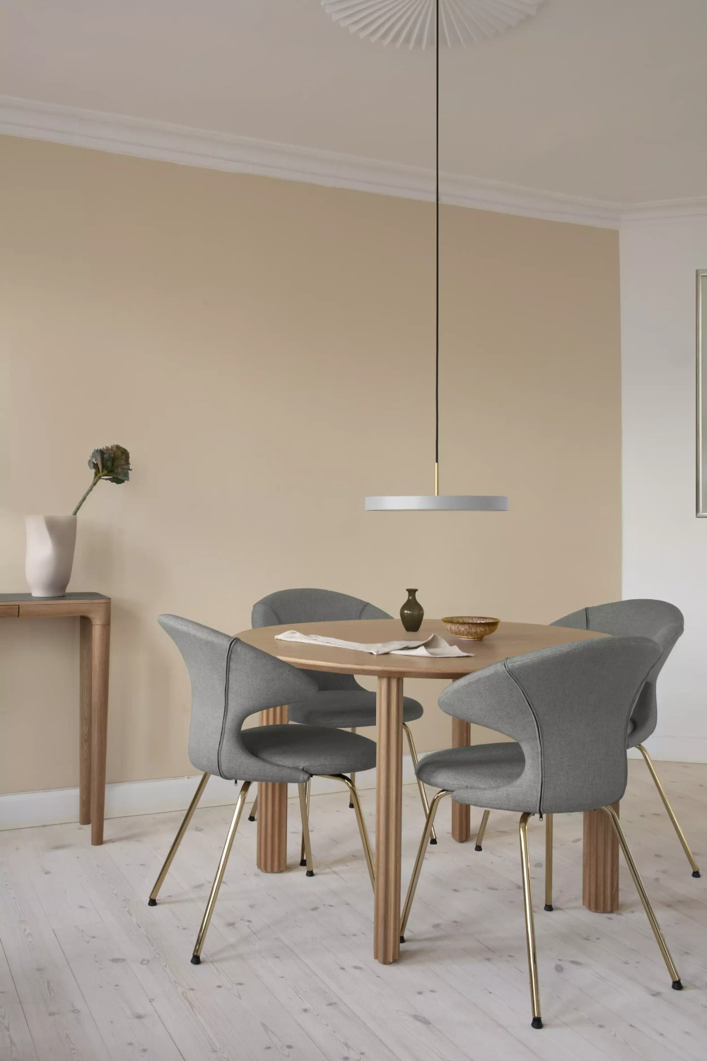 Umage :: Hängelampe aus Aluminium Asteria Pearl Durchmesser 43 cm grau