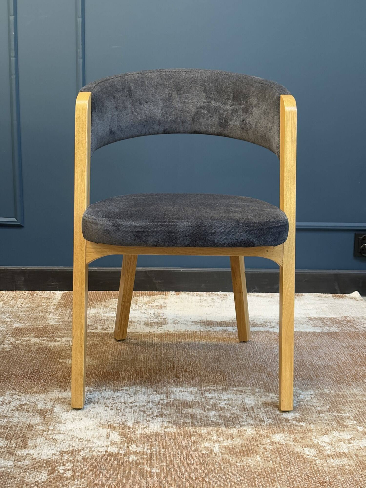 Paged :: Argo upholstered chair, width 54 cm, gray