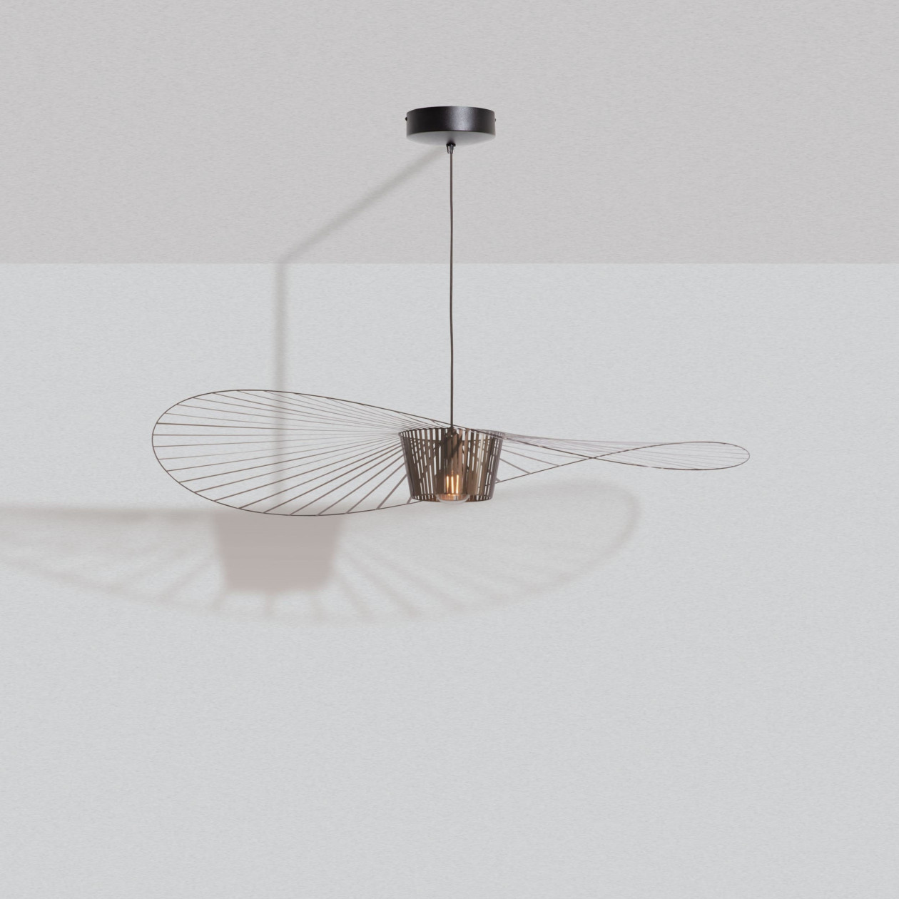 Petite Friture :: Lampa wisząca Vertigo Small brązowa śr. 110 cm