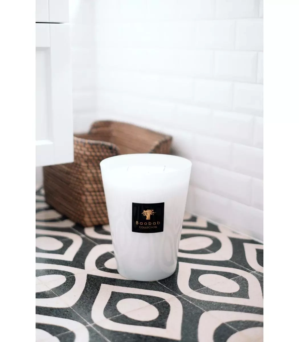 Baobab :: Świeca zapachowa Pierre de Lune biała herbata / mrożona mięta