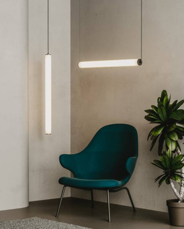 Aromas :: Tube hanging lamp, vertical, black, length 86 cm