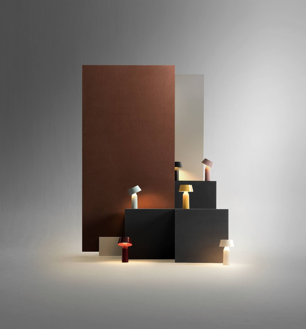 Marset :: Tischlampe aus Plastik Bicoca Höhe 22,5 cm gelb