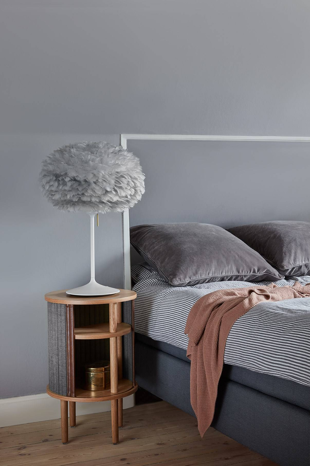 Umage :: Kabinett aus Holz Audacious Höhe 59 cm grau