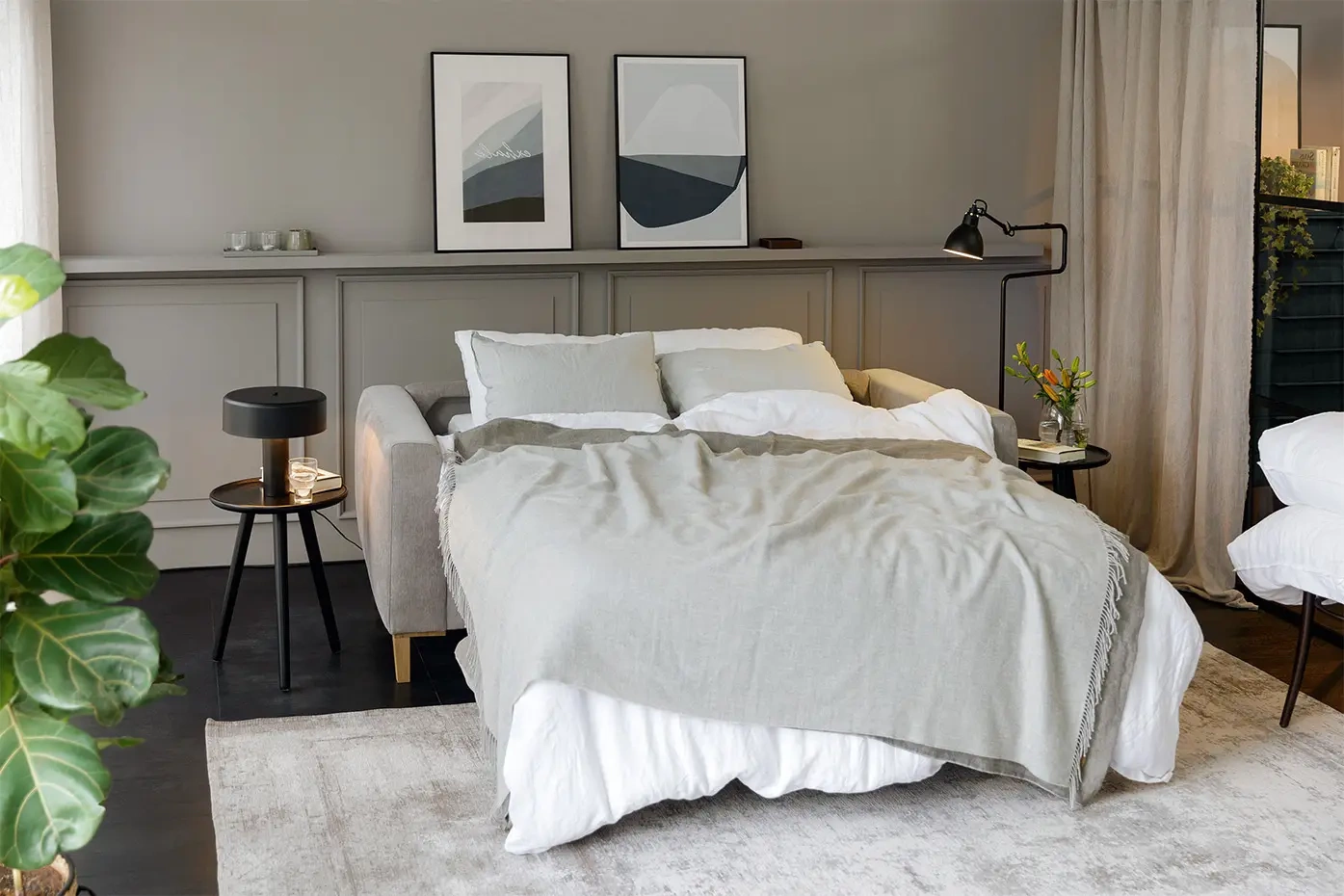 Sits :: Henry upholstered sofa with sleeping function