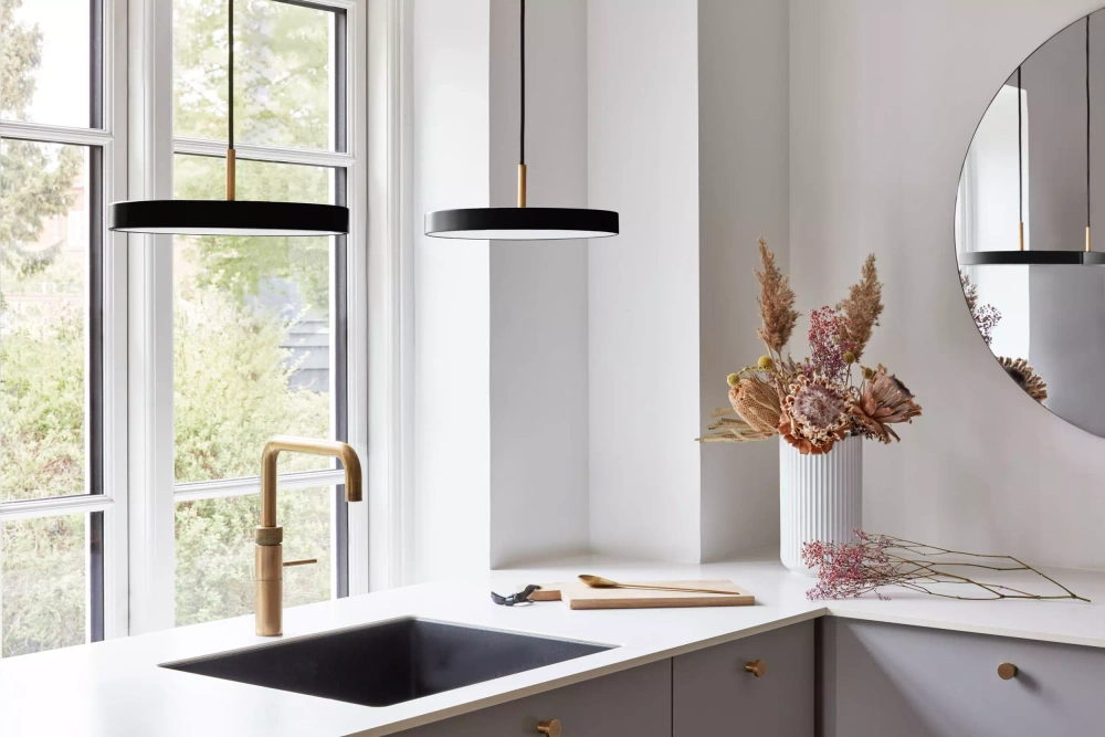 Umage :: Asteria Mini anthracite pendant lamp, diameter 31 cm