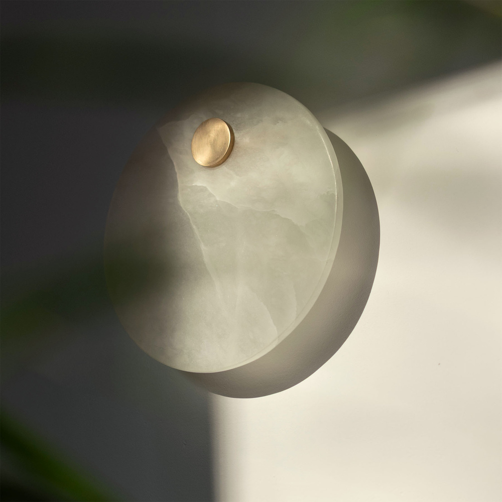 Embassy Interiors :: Eos alabaster wall lamp / sconce, diameter 30 cm, white alabaster / brass with patina
