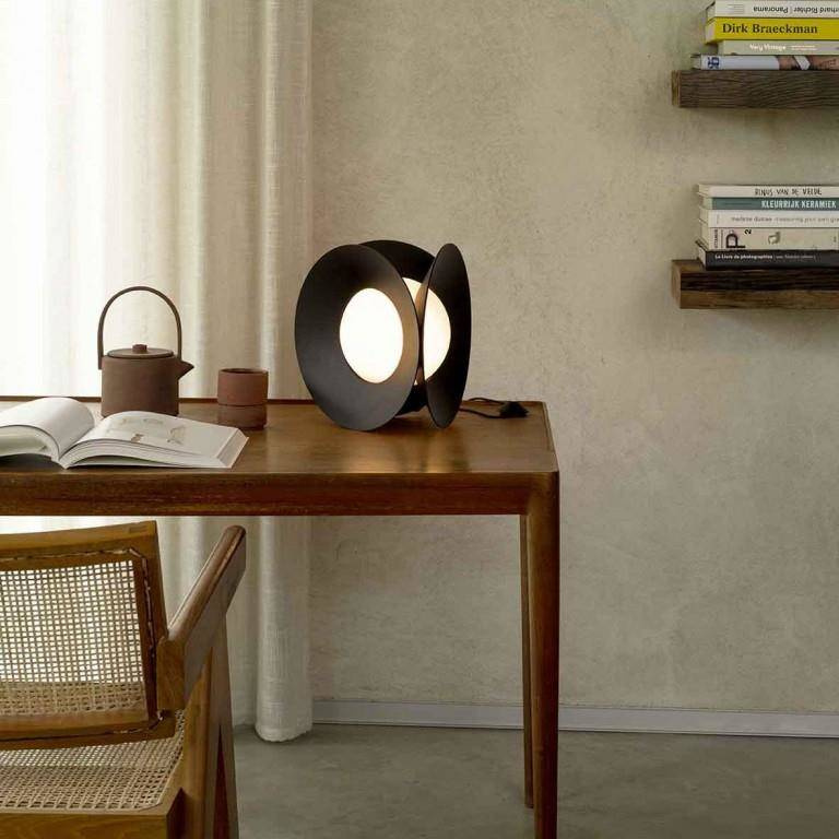DCW:: Armen table lamp black, height 31.2 cm