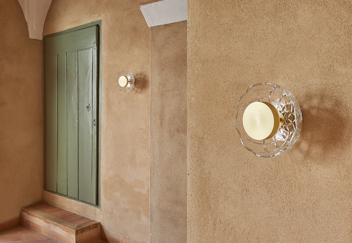 Aromas :: Lotto wall lamp / sconce, diameter 25 cm, transparent