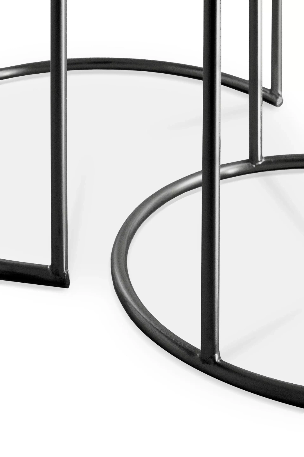 Ethnicraft :: Zestaw dwóch stolików Charcoal Nesting