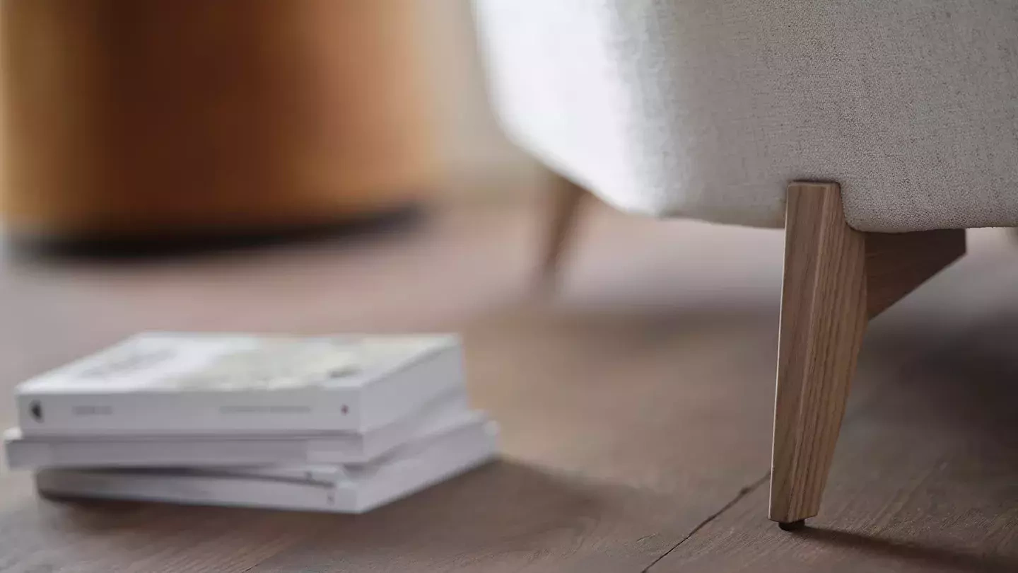 Mobitec :: Bolero pink upholstered armchair, width 70 cm, on wooden legs