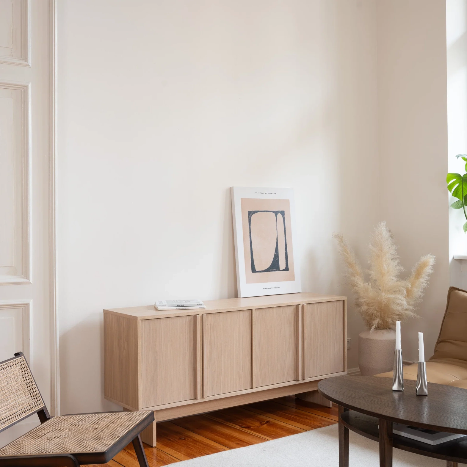 Pastform Furniture :: Drewniana komoda Louis rozmiar i kolor do wyboru