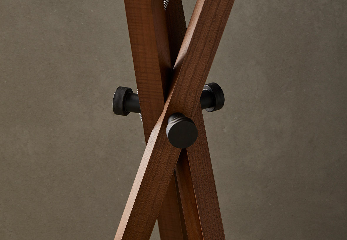 Aromas :: Stehlampe aus Metall Cot Höhe 162 cm schwarz