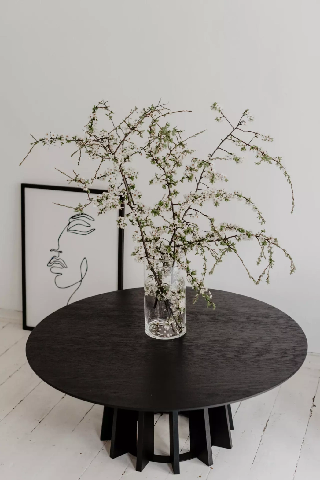 Nordifra :: Stolik Tavle okrągły dąb czarny śr. 100 cm