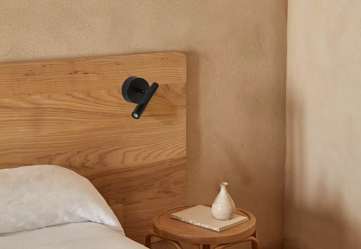 Aromas :: Ycro wall lamp / sconce, height 18.5 cm, black