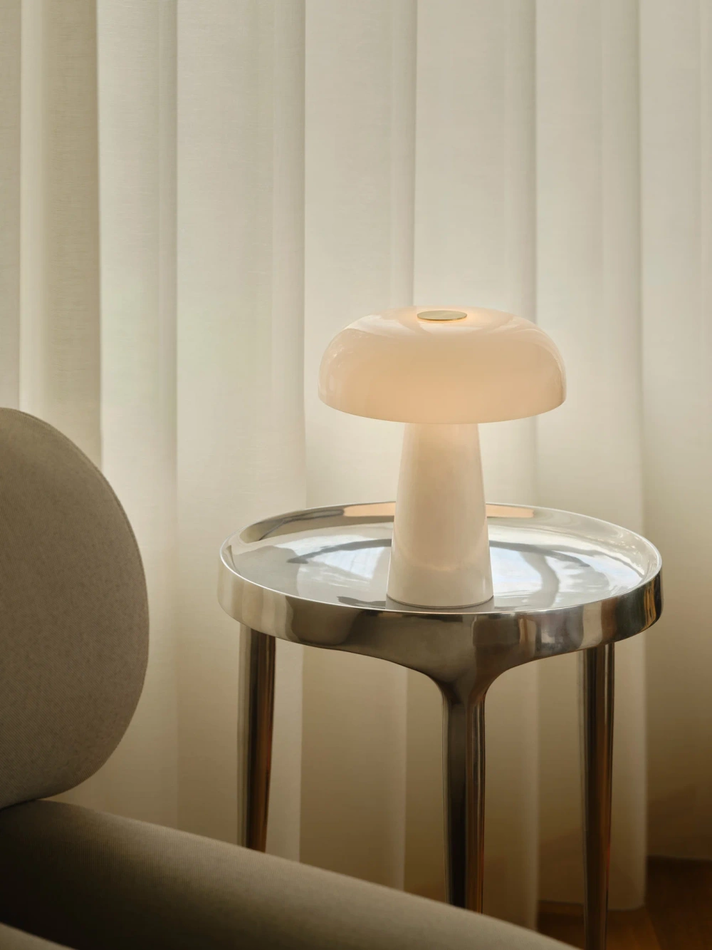 Design For The People :: Glossy Mini Table Lamp, White