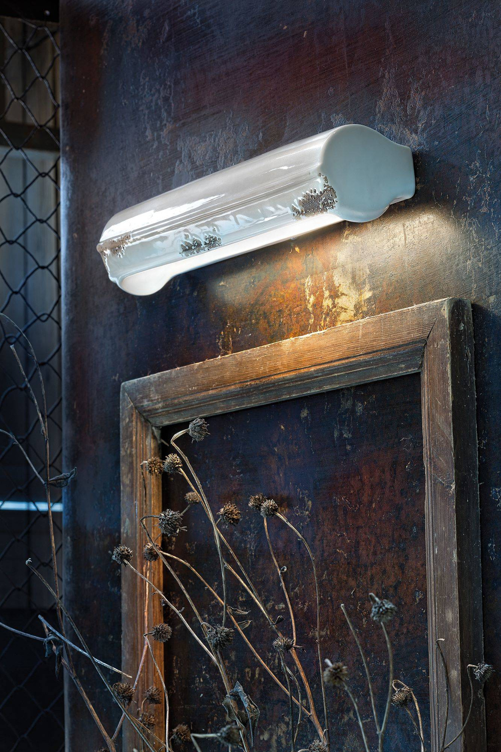 Ferroluce :: Schwarze Vintage-Wandleuchte, Breite 35 cm