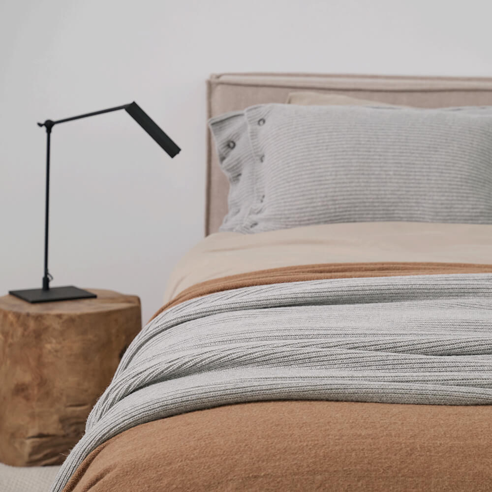 Moyha:: Pled z wełną klasyczny Premium szary 130x220 cm