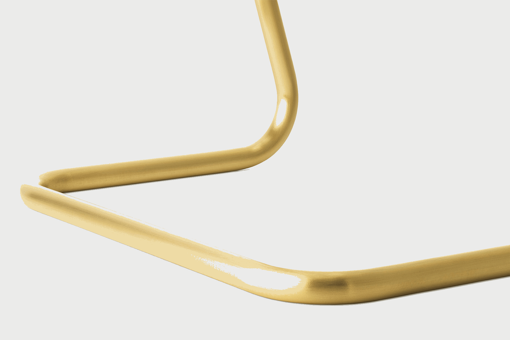 Anour :: T-Model desk lamp, height 30 cm, brushed brass