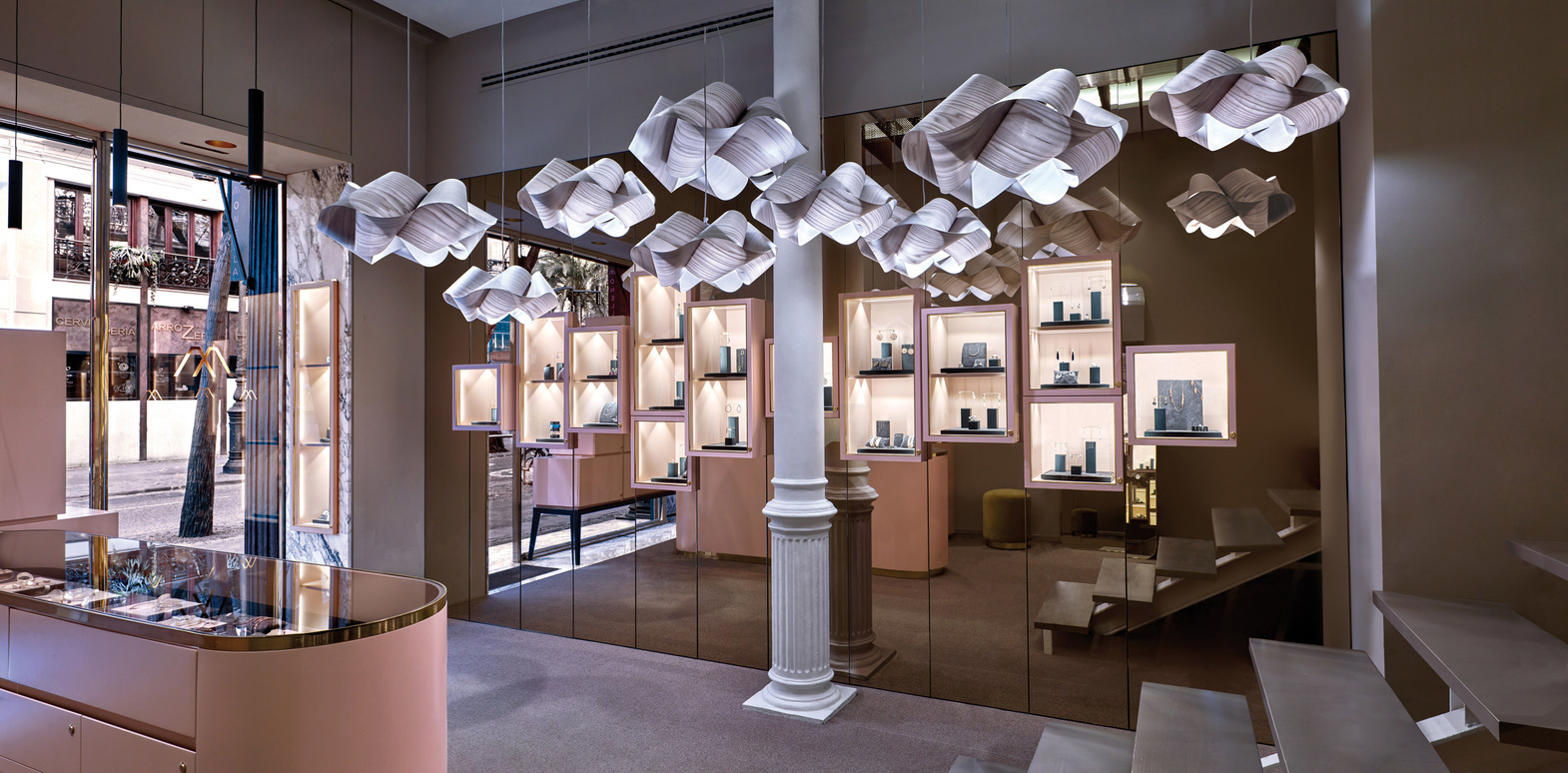 LZF :: Swirl pendant lamp, diameter 54 cm, natural cherry color / nickel-plated ceiling rose